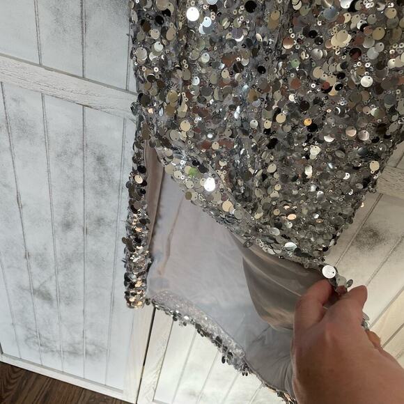 B. Darlin
Sequin Strapless Side Slit Midi Dress fairy core festival S futuristic - Picture 10 of 11